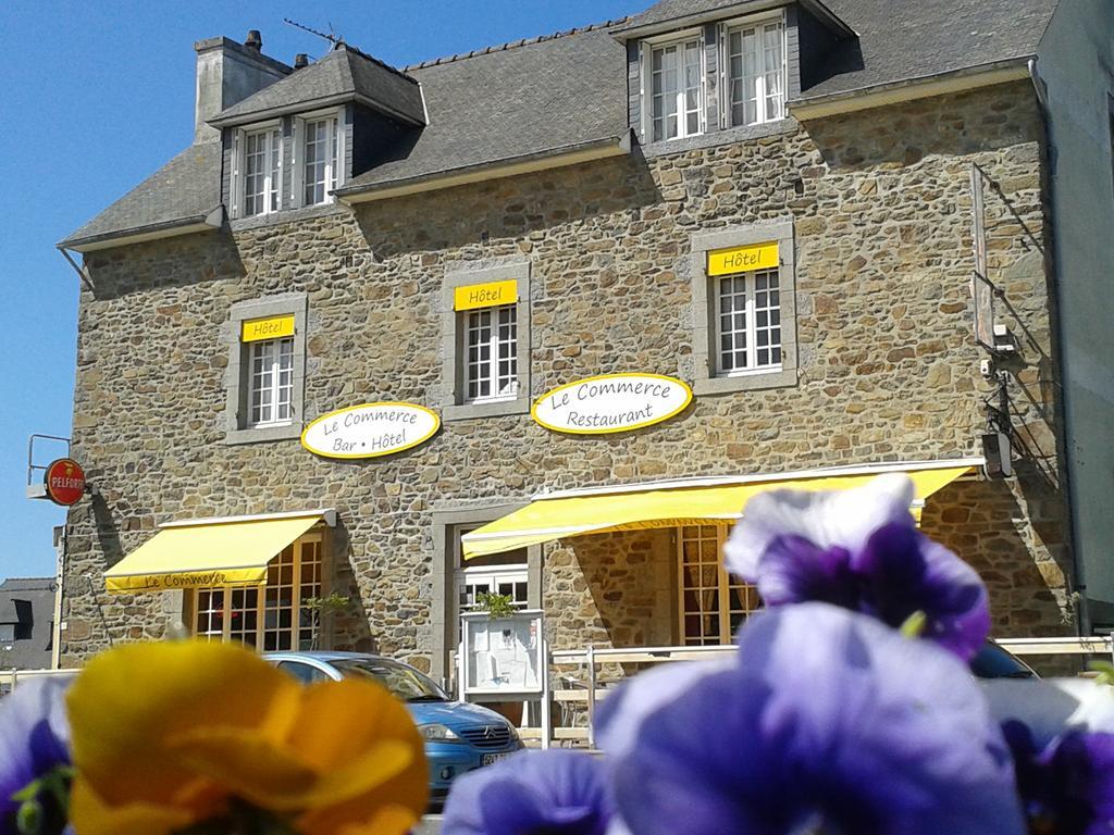 Hotel Restaurant Du Commerce La Gouesnière Exteriér fotografie